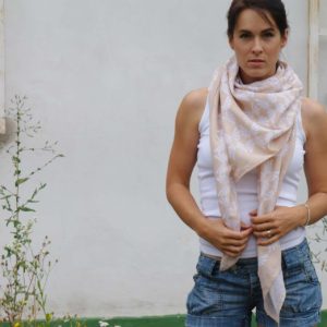 Scarf beige